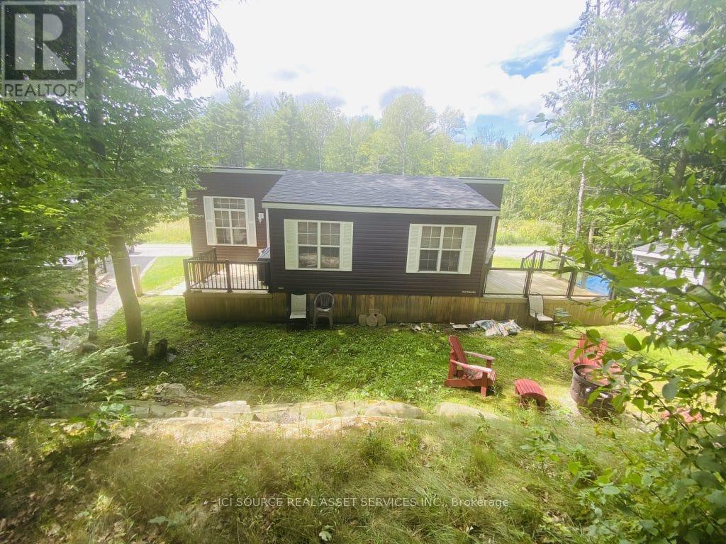 229 - 1082 Shamrock Marina Road, Gravenhurst, Ontario  P0E 1N0 - Photo 1 - X12252697