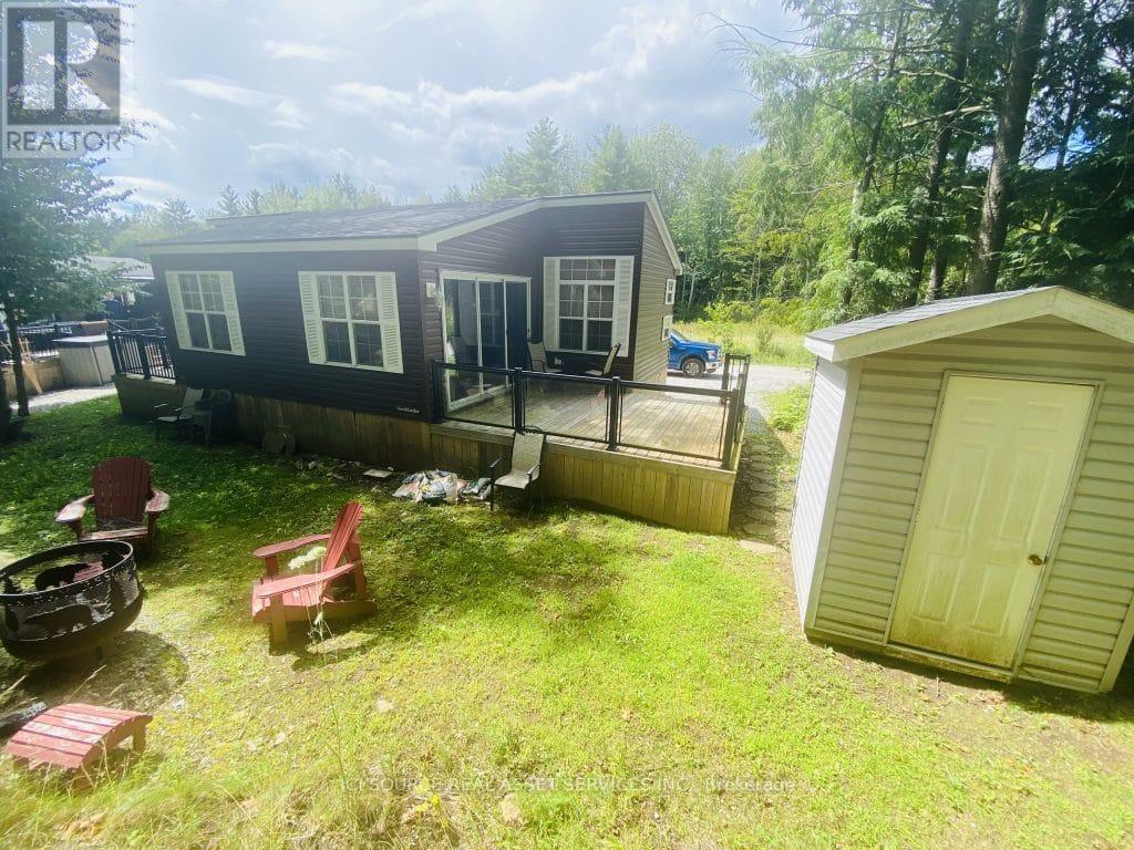 229 - 1082 Shamrock Marina Road, Gravenhurst, Ontario  P0E 1N0 - Photo 2 - X12252697