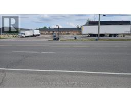 1387 COLBORNE STREET E, Brantford, Ontario