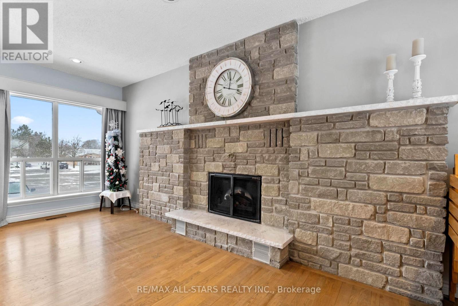 208 - 2 Heritage Way, Kawartha Lakes, Ontario  K9V 5P5 - Photo 29 - X12252780