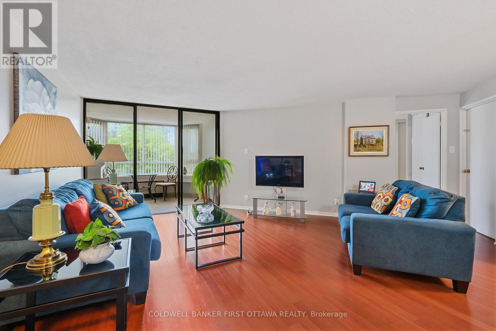 Property at 412 - 80 SANDCASTLE DRIVE image 5