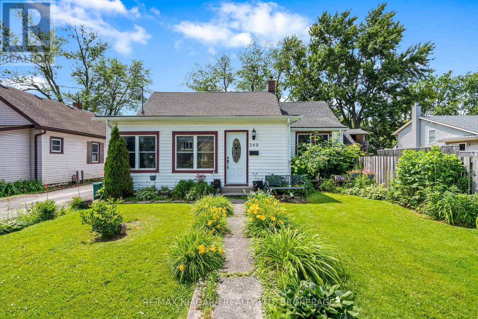 Property at 549 FERNDALE AVENUE image 1