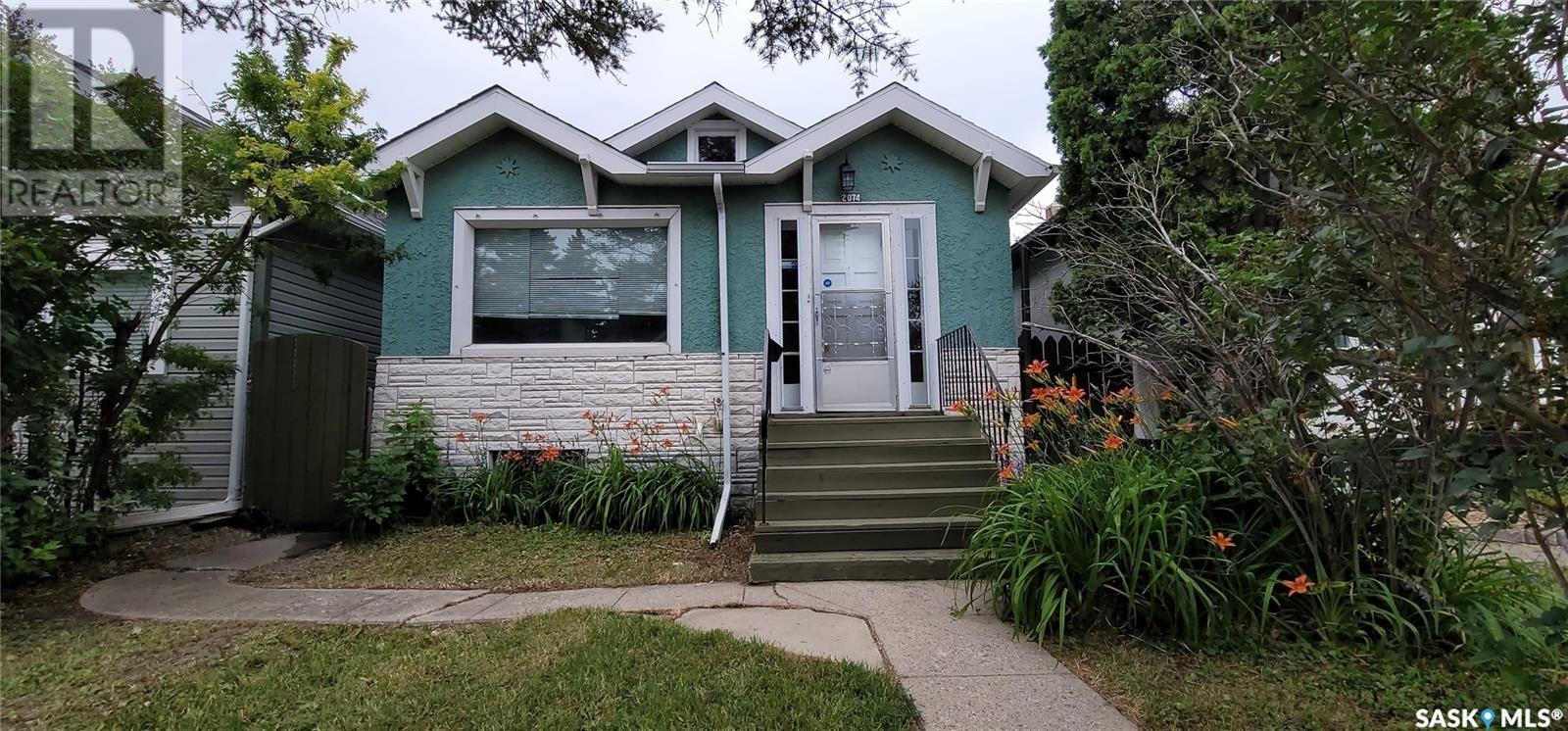 2074 QUEBEC STREET, regina, Saskatchewan