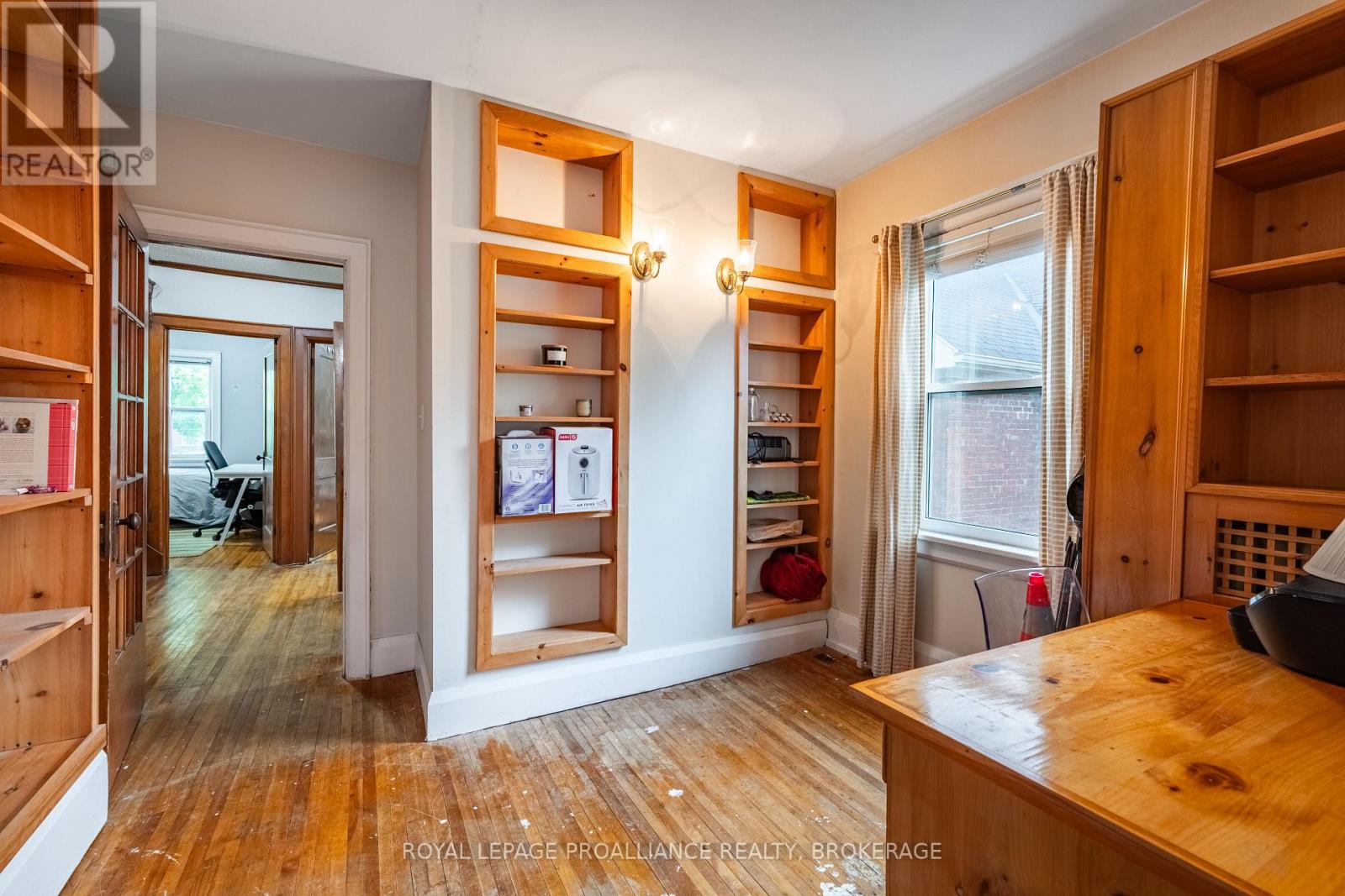 67 Mack Street, Kingston, Ontario  K7L 1N8 - Photo 32 - X12252913
