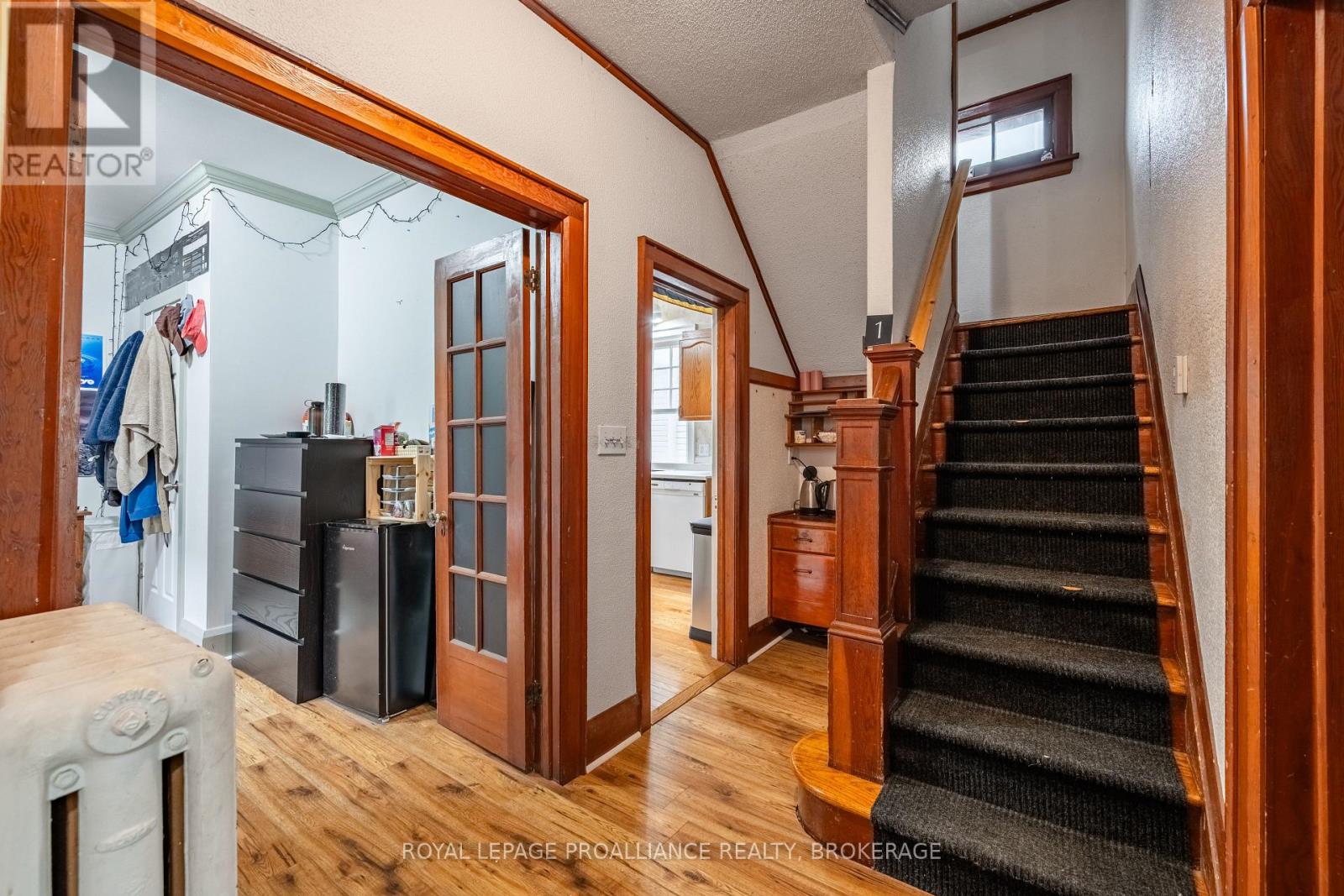 67 Mack Street, Kingston, Ontario  K7L 1N8 - Photo 6 - X12252913