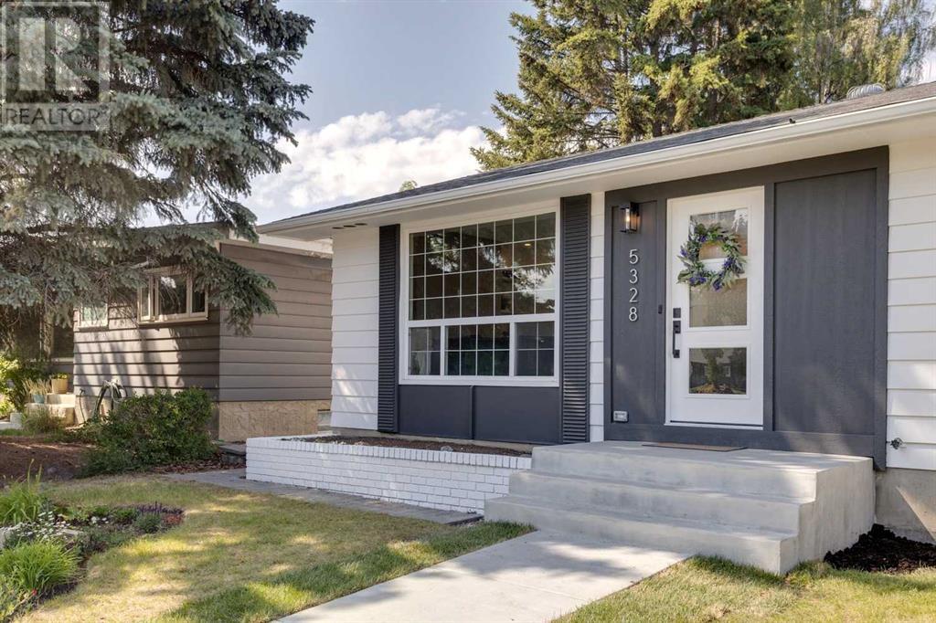 Property at 5328 La Salle Crescent SW image 3