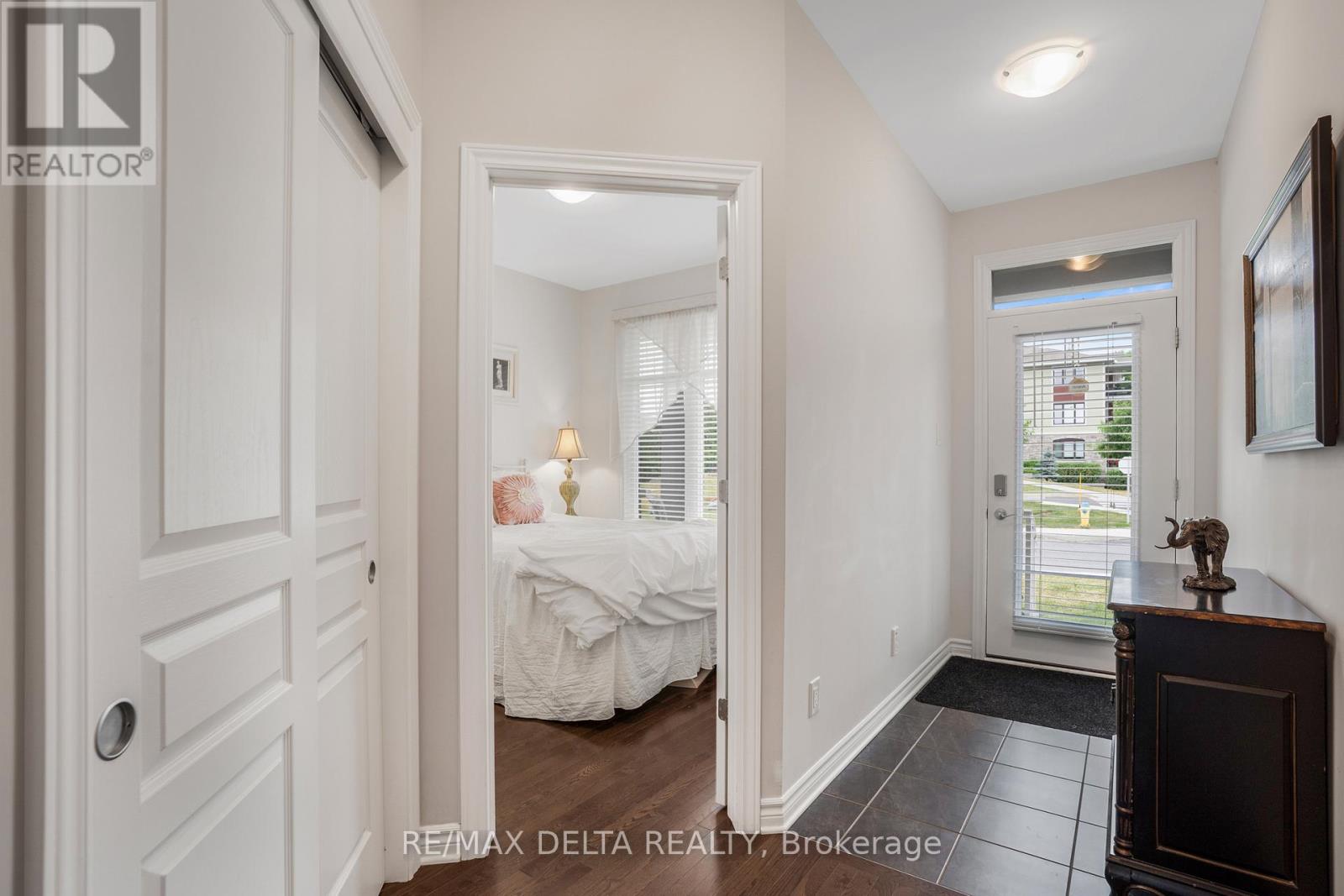 Property at 701 DU RIVAGE STREET NE image 3