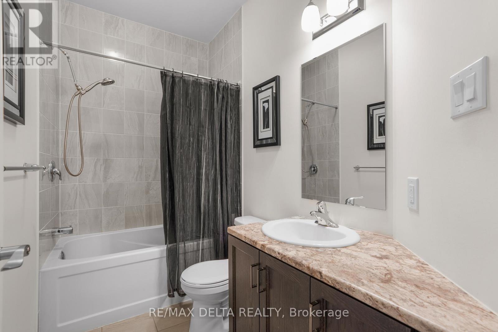Property at 701 DU RIVAGE STREET NE image 5