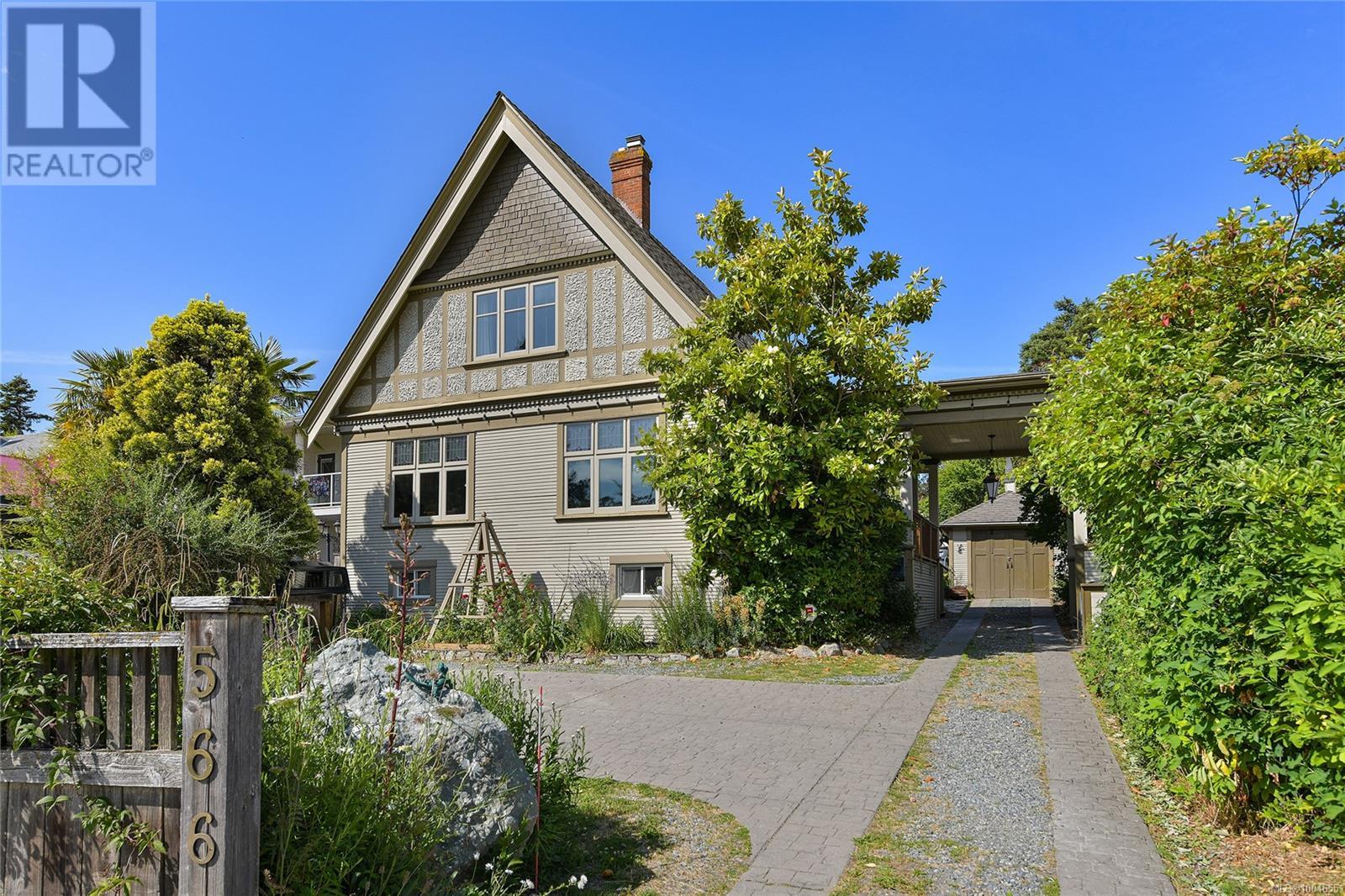 Property at 566 Gorge Rd W image 1