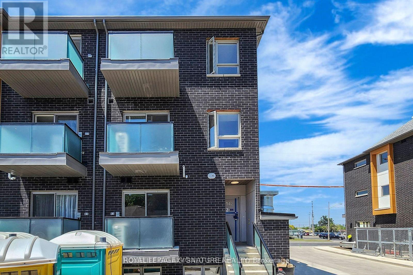 141 - 1081 Danforth Road, Toronto, Ontario  M1J 0B3 - Photo 2 - E12252894