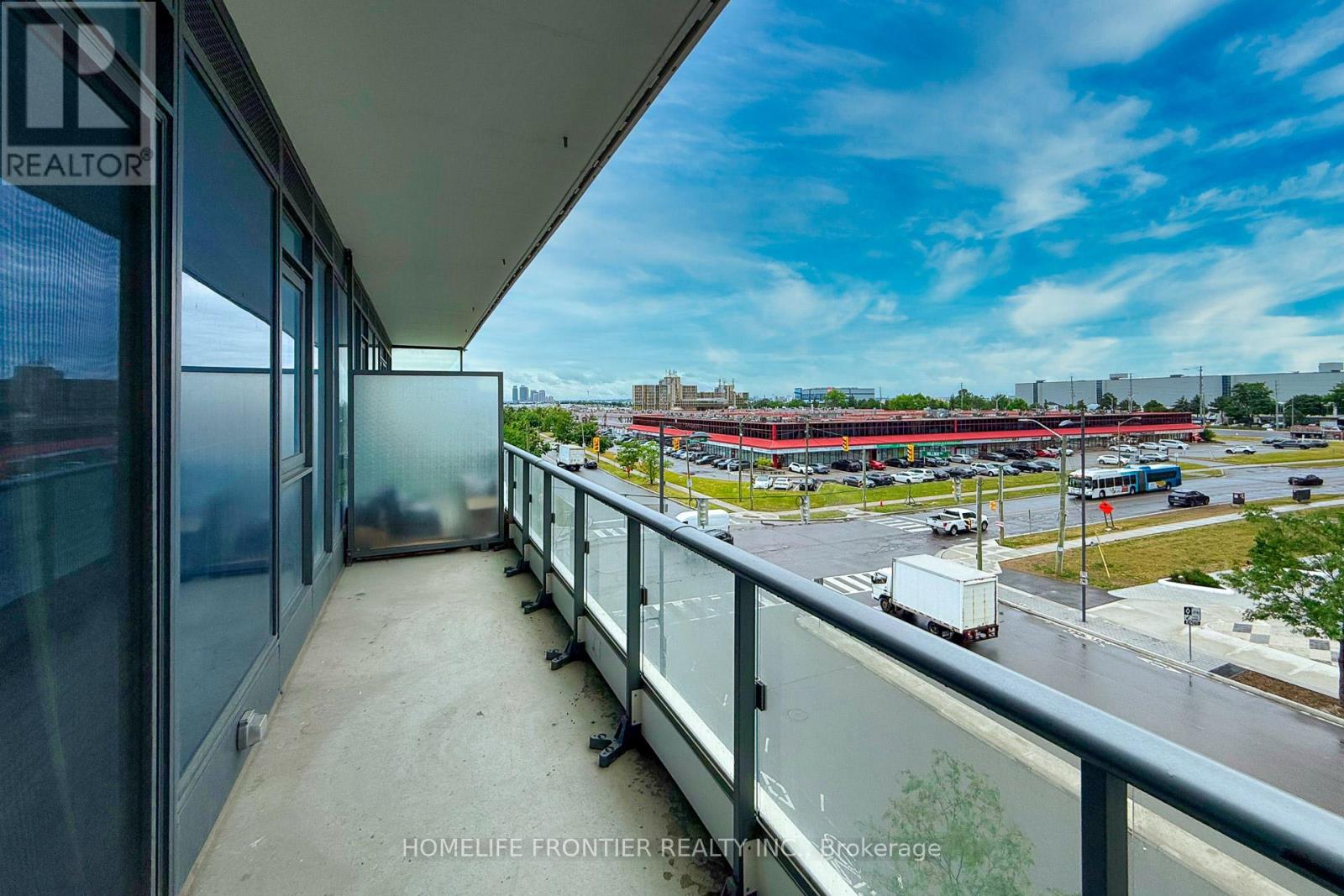 303 - 950 Portage Parkway, Vaughan, Ontario  L4K 0J7 - Photo 18 - N12252900