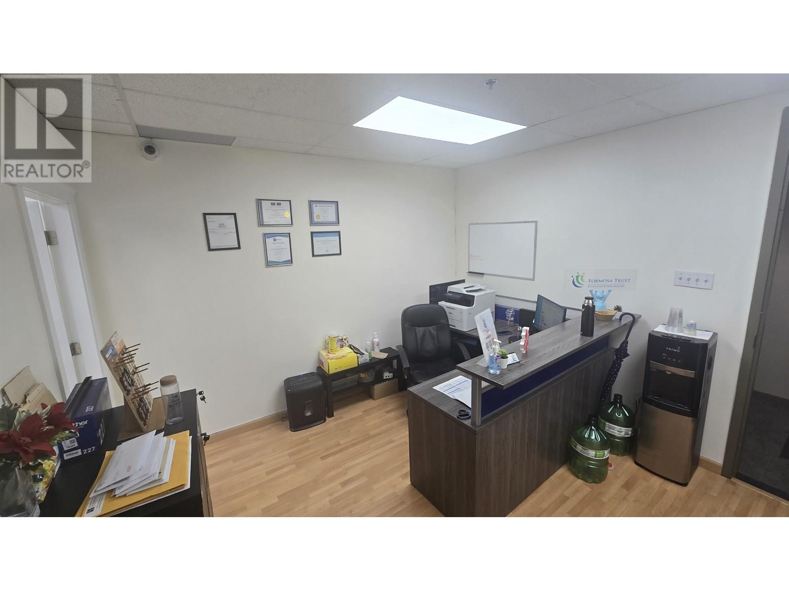 220 515 W Pender Street, Vancouver, British Columbia  V6B 6H5 - Photo 6 - C8070404