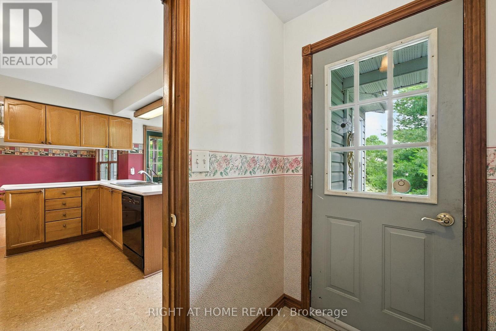 66 Zion Road, Quinte West, Ontario  K0K 2C0 - Photo 19 - X12252909