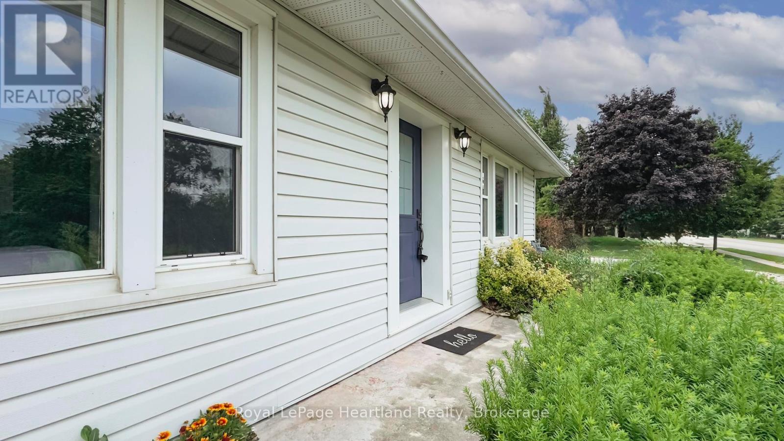578 Stauffer Street, Huron-Kinloss, Ontario  N0G 2H0 - Photo 32 - X12253033