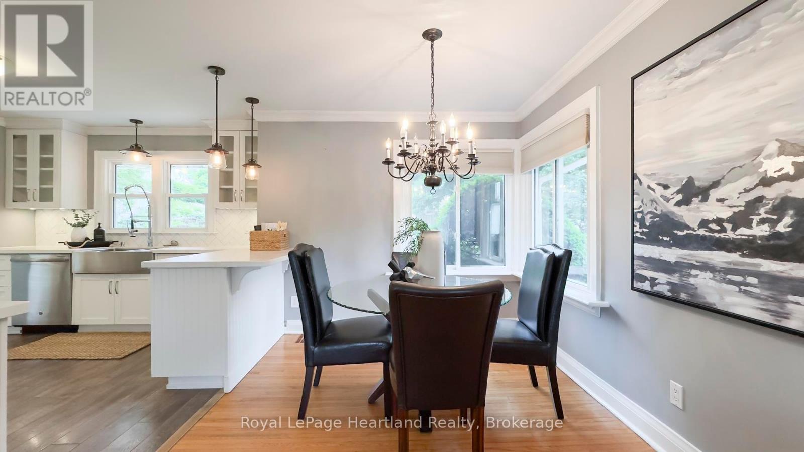 578 Stauffer Street, Huron-Kinloss, Ontario  N0G 2H0 - Photo 9 - X12253033