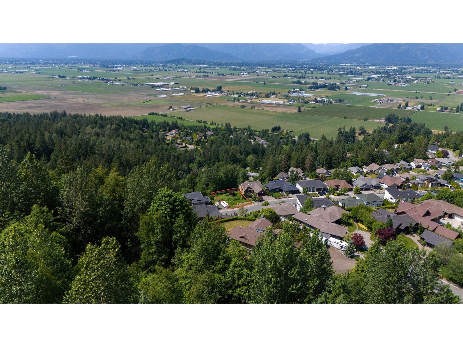 7287 Mount Thurston Drive, Eastern Hillsides, Chilliwack, British Columbia  V4Z 0A3 - Photo 2 - R3001074