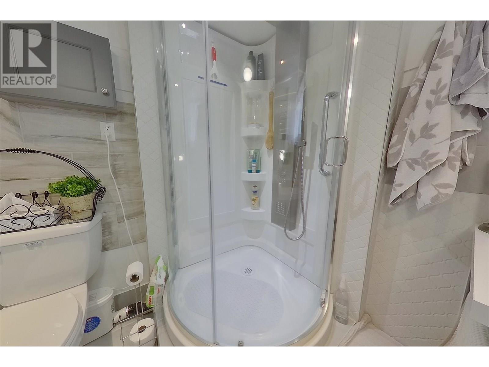 515 Canyon Street, Creston, British Columbia  V0B 1G0 - Photo 43 - 10353808