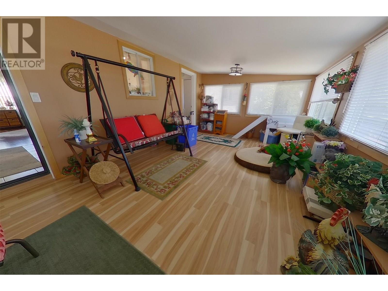 515 Canyon Street, Creston, British Columbia  V0B 1G0 - Photo 14 - 10353808