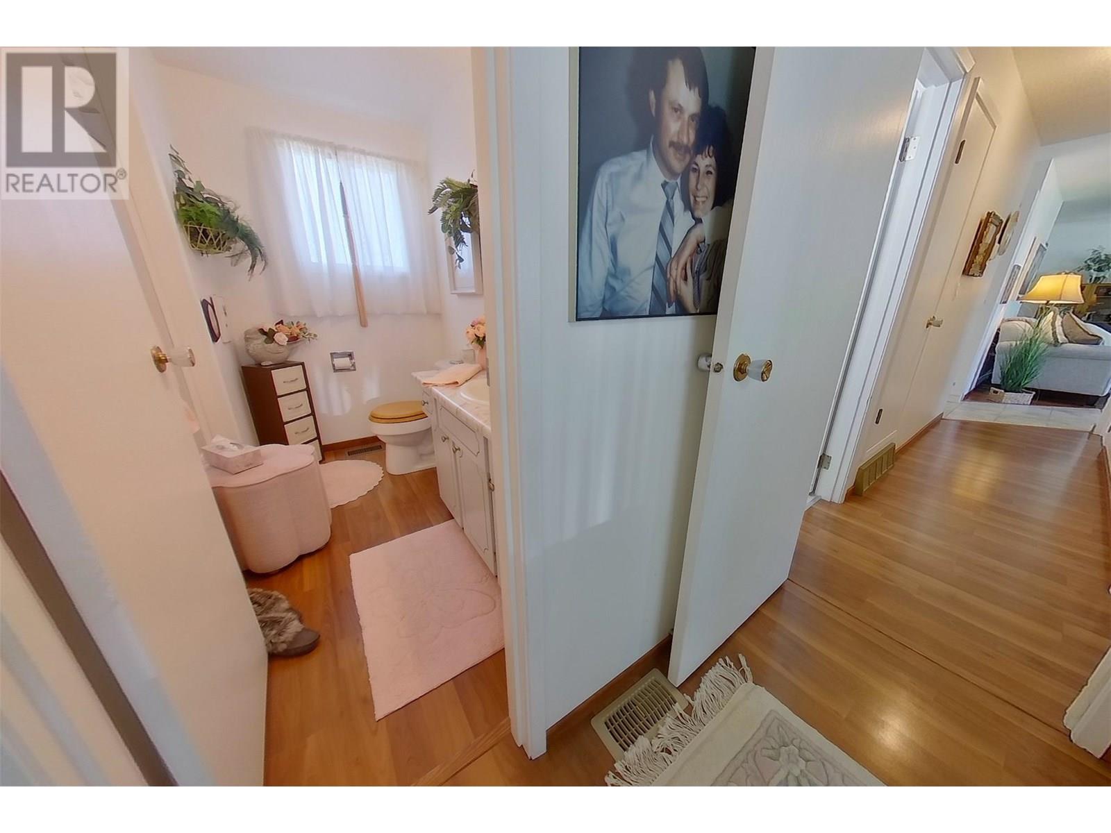 515 Canyon Street, Creston, British Columbia  V0B 1G0 - Photo 16 - 10353808