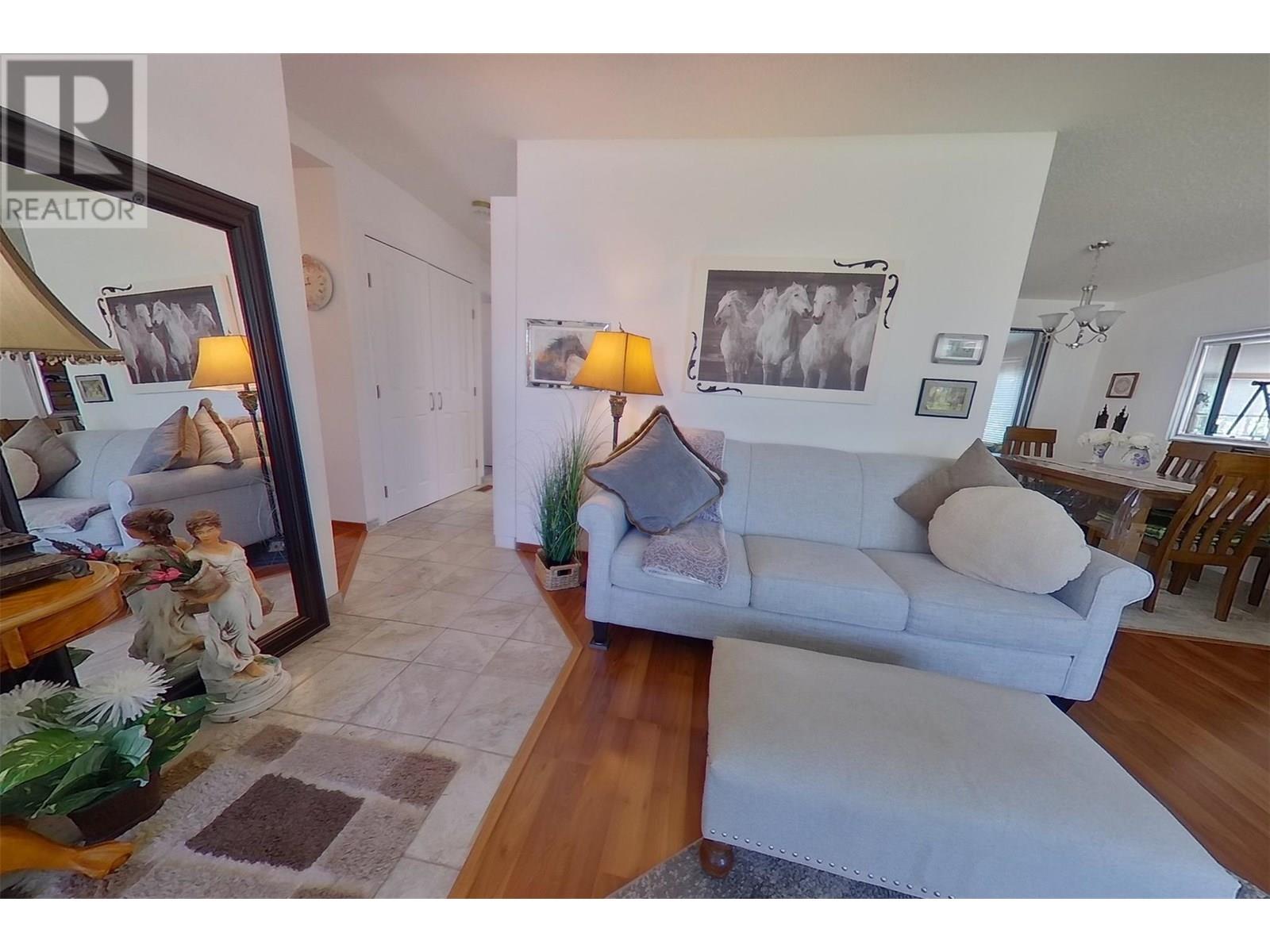 515 Canyon Street, Creston, British Columbia  V0B 1G0 - Photo 6 - 10353808