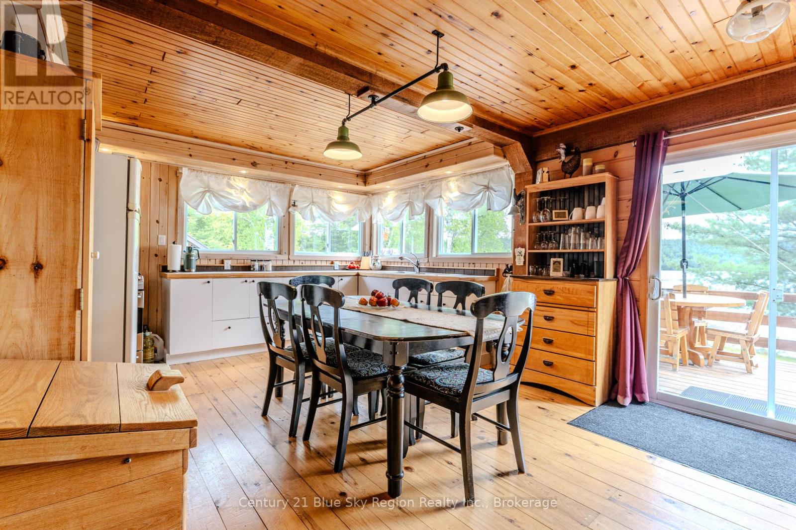 10385 Rabbit Lake, Temagami, Ontario  P0H 2H0 - Photo 8 - X12252933