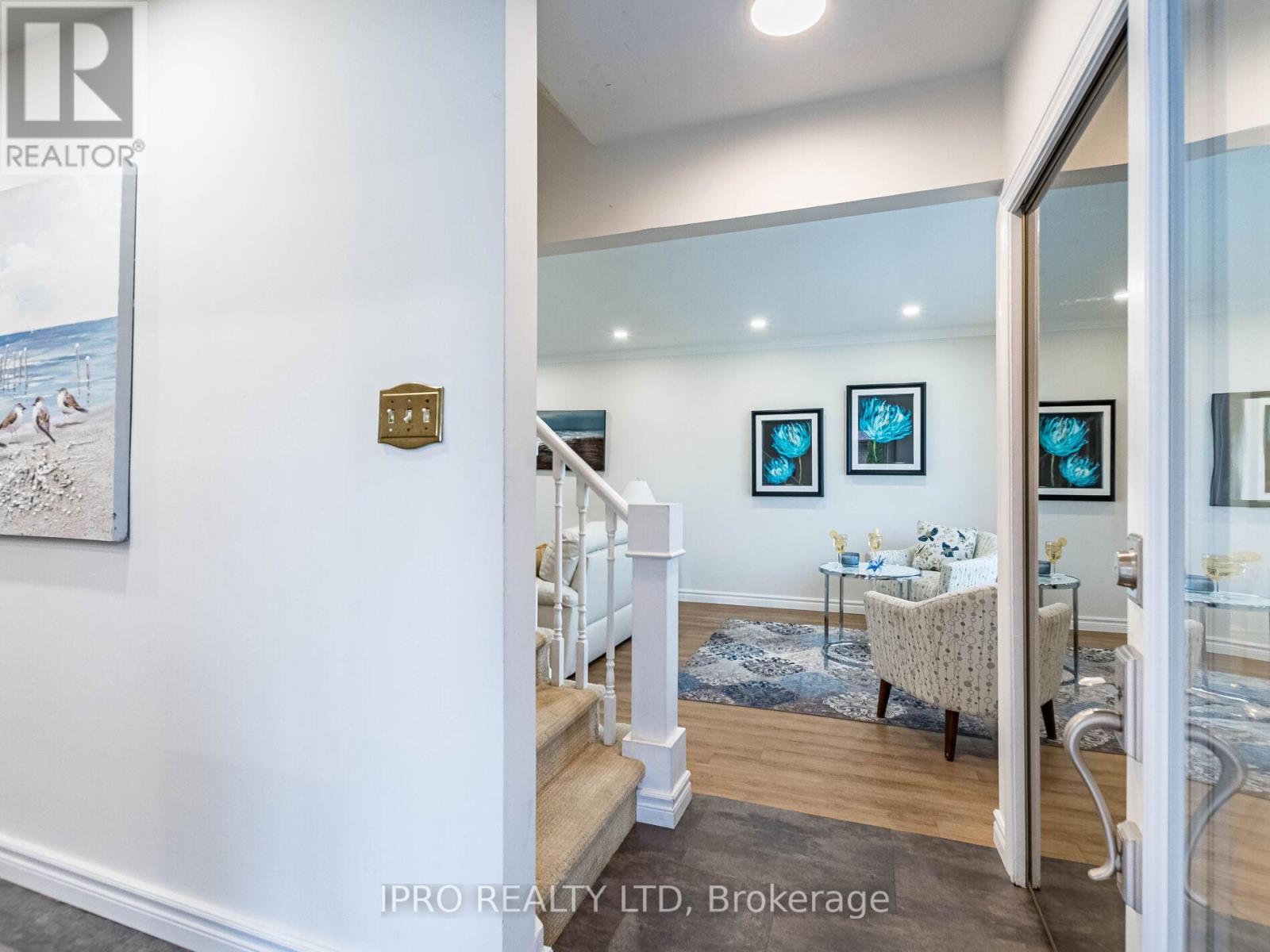 Property at 2564 LUNDIGAN DRIVE image 3