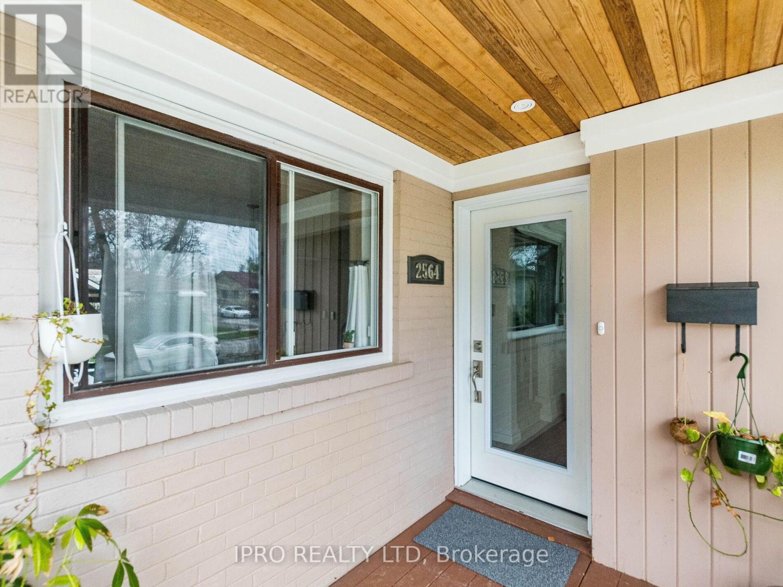 Property at 2564 LUNDIGAN DRIVE image 2