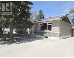 105 Assiniboia Avenue, Assiniboia, Ca