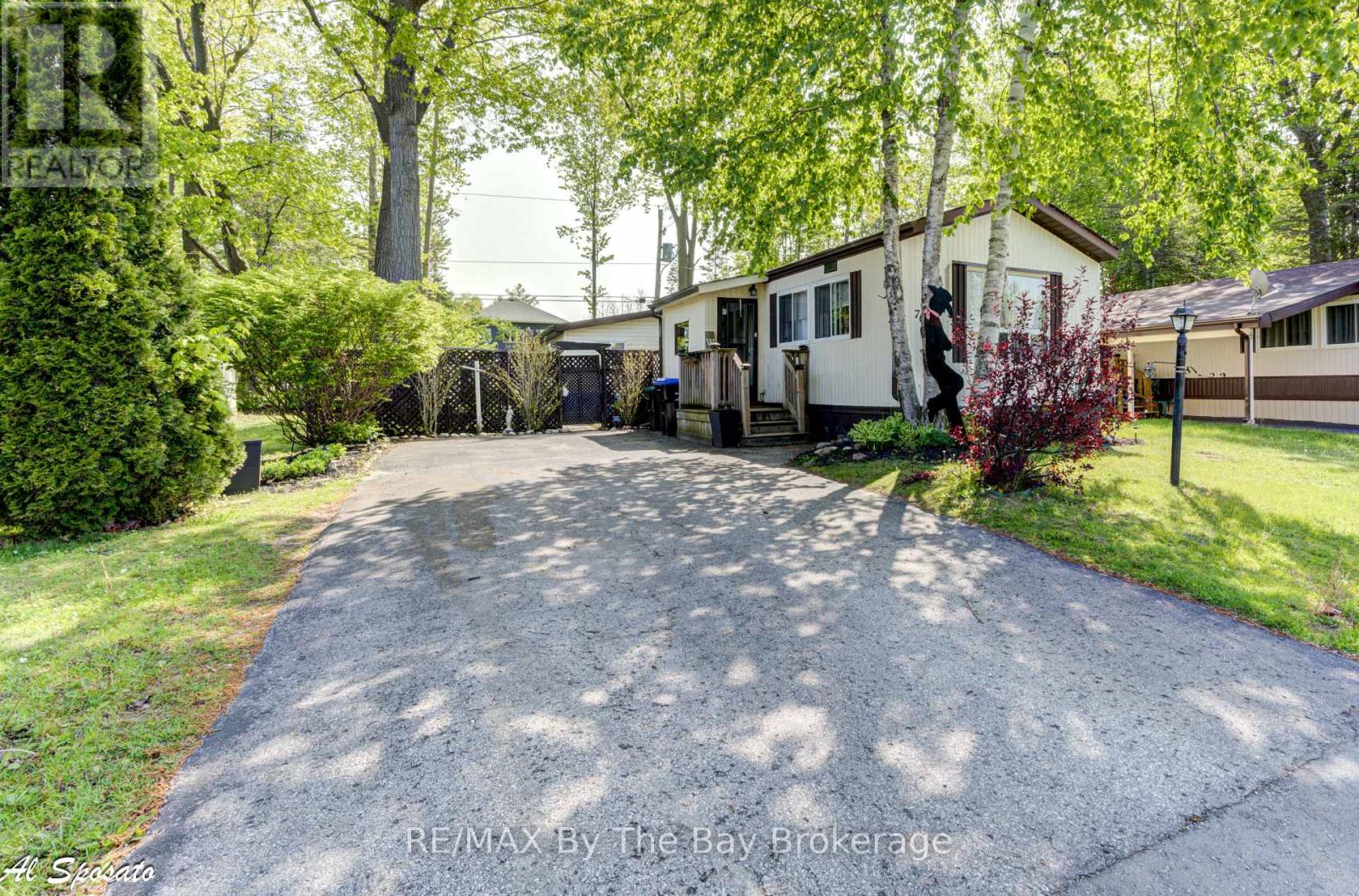 76 GEORGIAN GLEN DRIVE, Wasaga Beach, Ontario