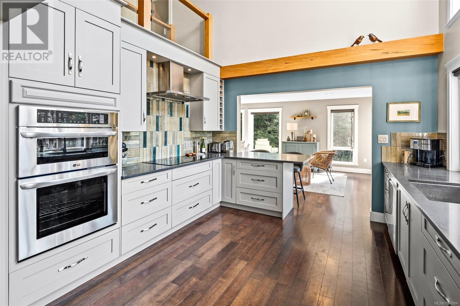 Property at 4920 Nagle Rd image 3