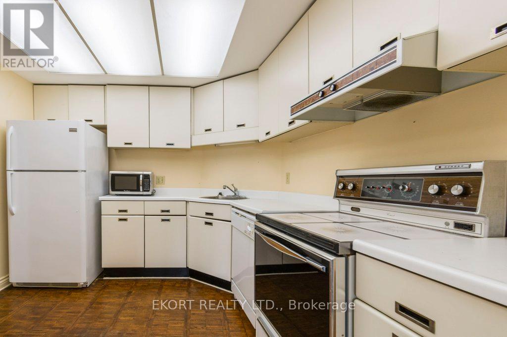 604 - 2 South Front Street, Belleville, Ontario  K8N 5K7 - Photo 13 - X12242101