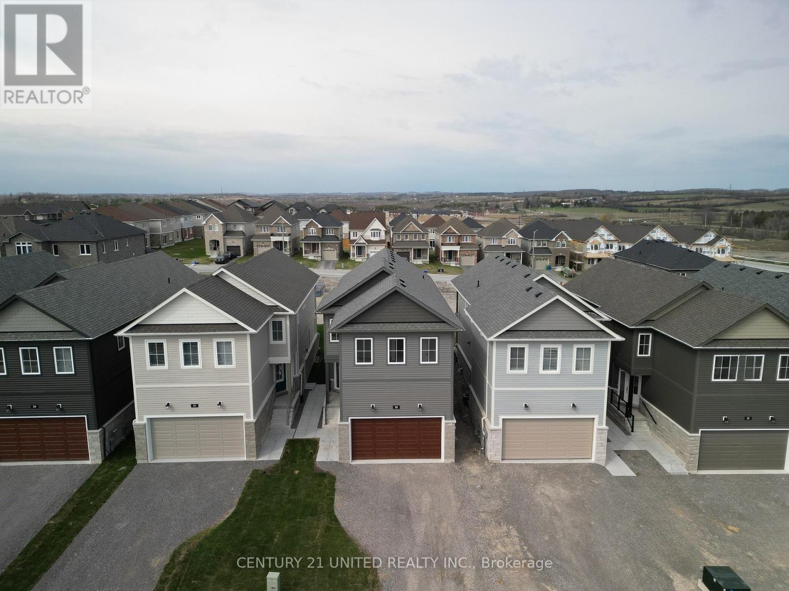 Property at 315 MULLIGHAN GARDENS image 2