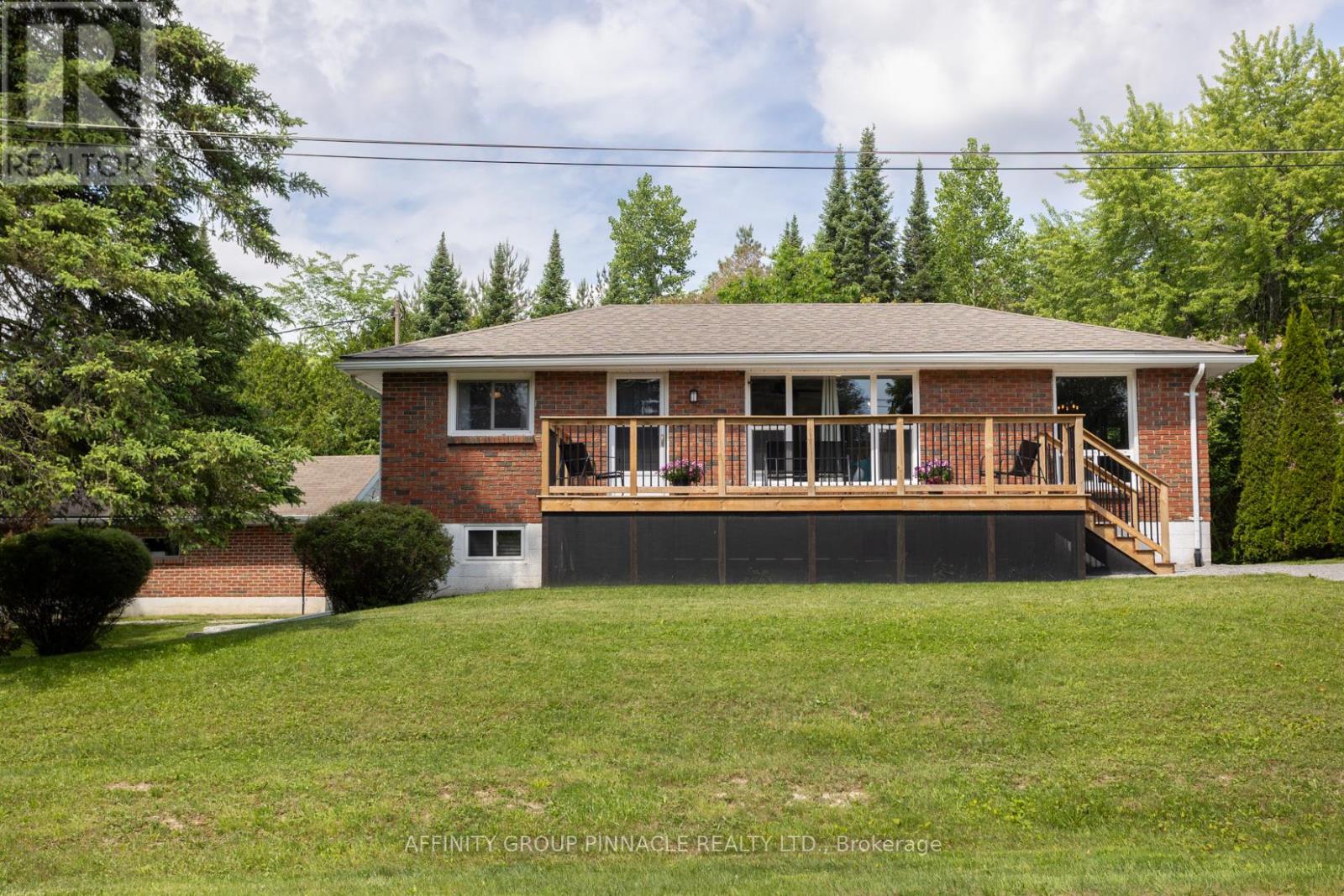 Property at 203 GEORGE DRIVE image 2