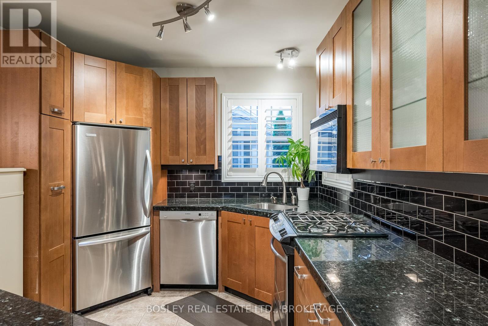 62 Dalhousie Avenue, St. Catharines, Ontario  L2N 4W9 - Photo 11 - X12253039
