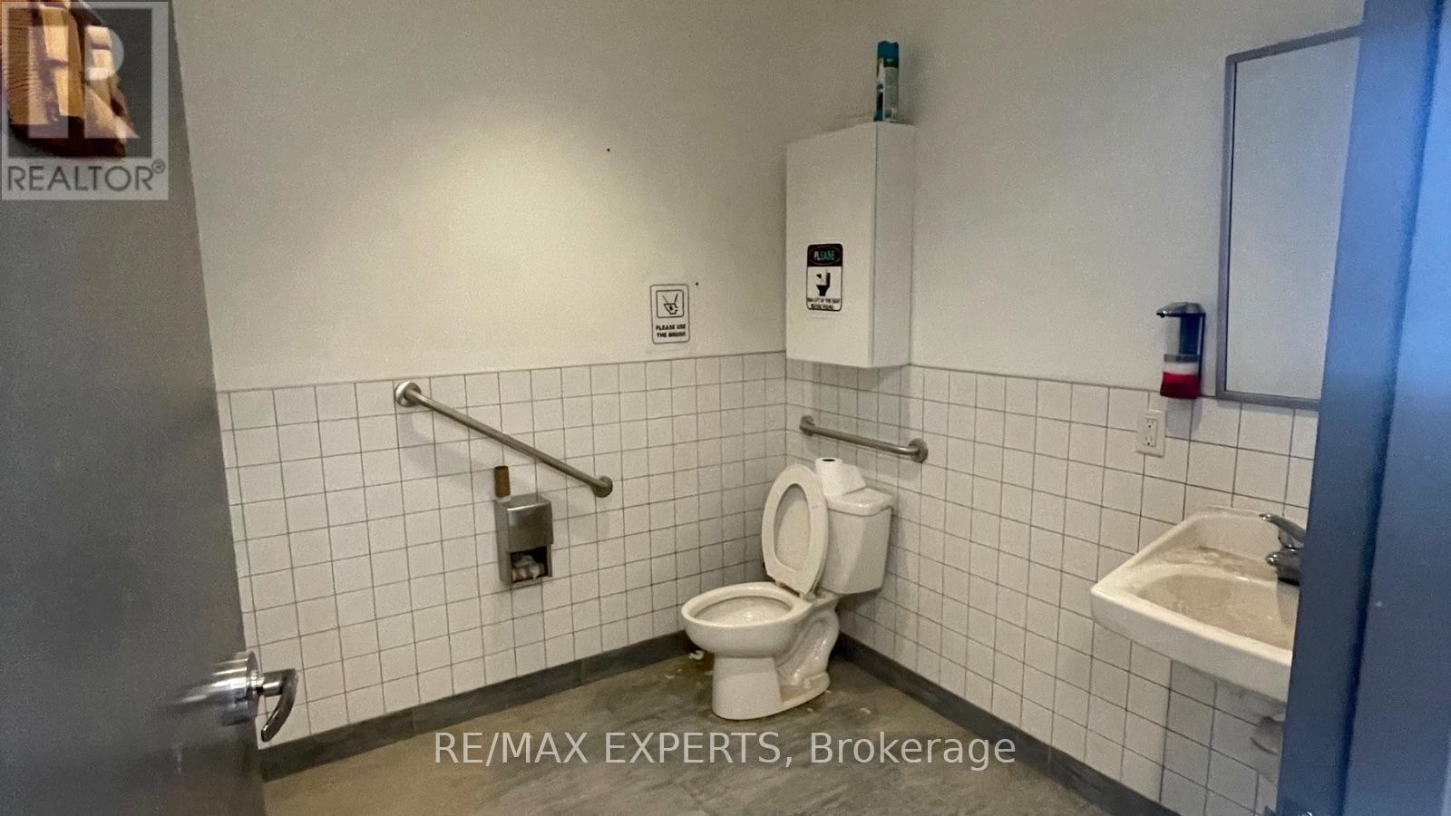 82 Industry Street, Toronto, Ontario  M6M 4L7 - Photo 27 - W12251203