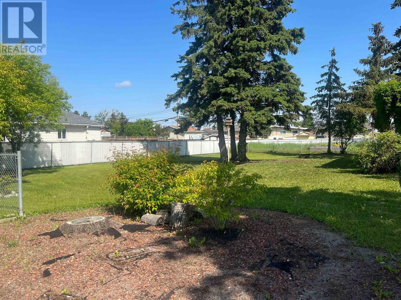 Property at 9020 101 AVENUE image