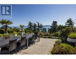 1996 Ferndale Rd Gordon Head, Saanich, Ca