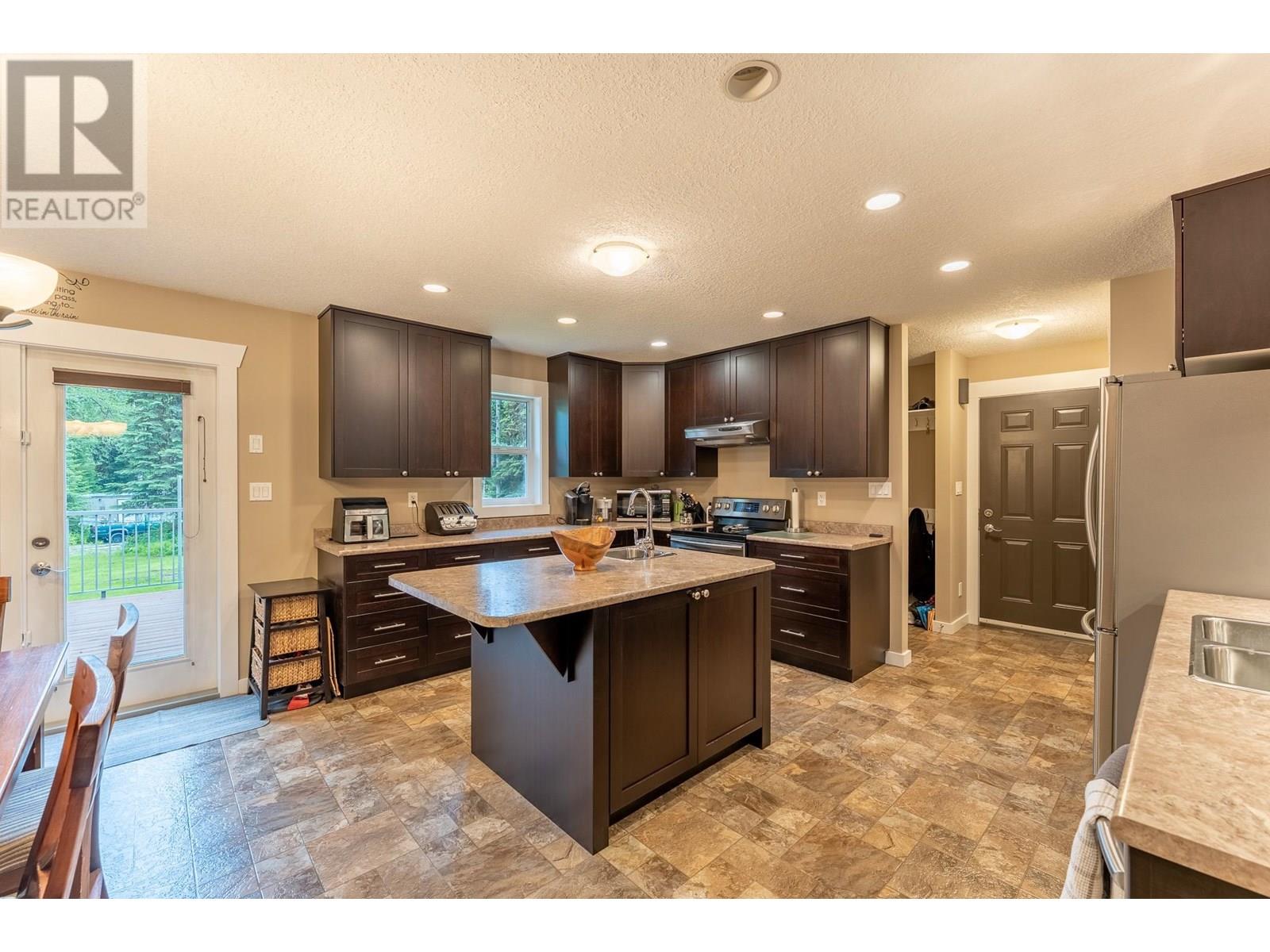 Property at 9602 ANNEGENE ROAD image 5