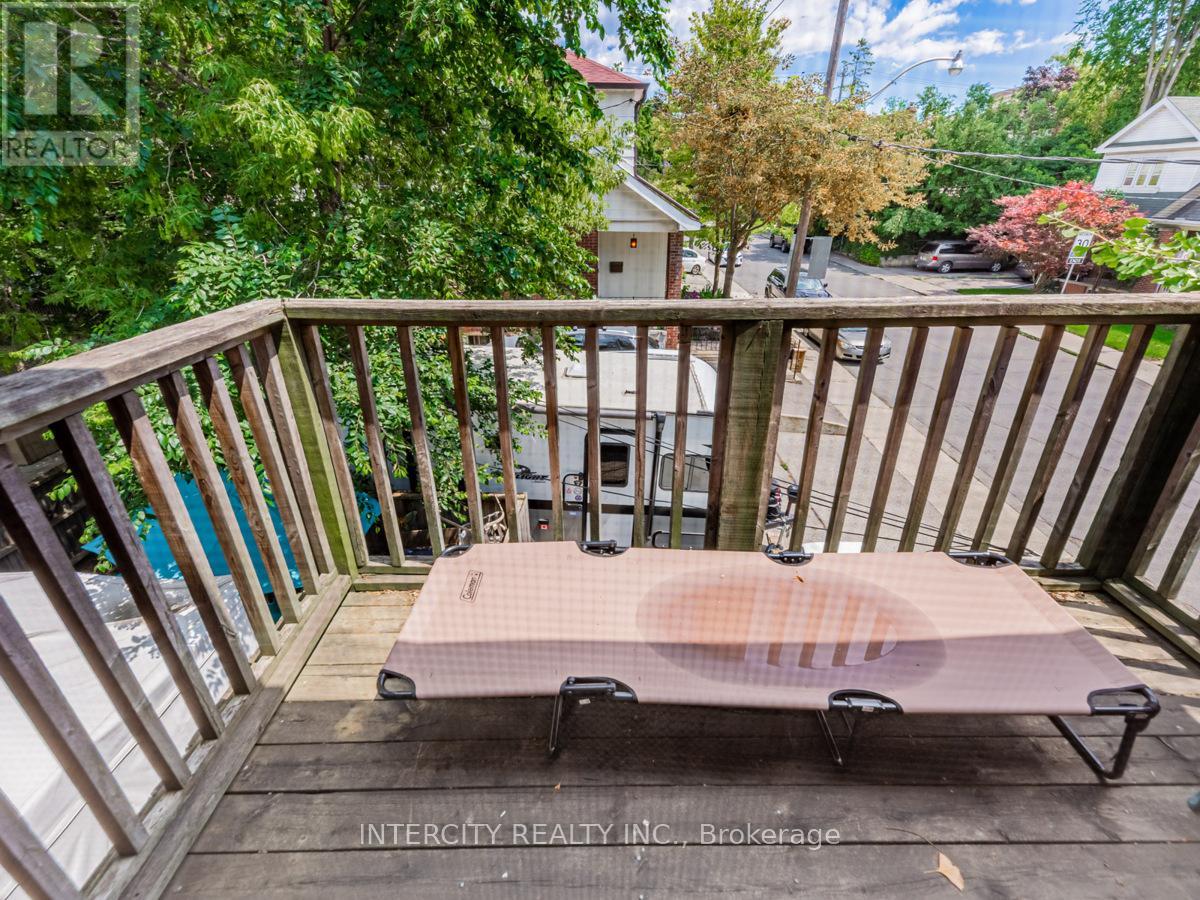 111 Alberta Avenue, Toronto, Ontario  M6H 2S1 - Photo 37 - C12252991
