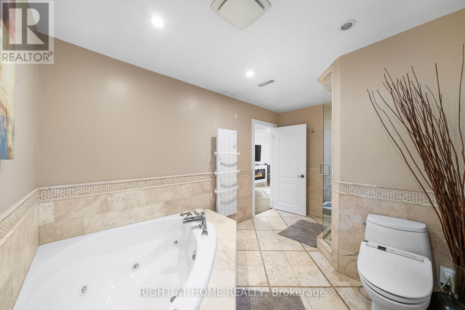 40 Heathview Avenue, Toronto, Ontario  M2K 2C1 - Photo 30 - C12139913