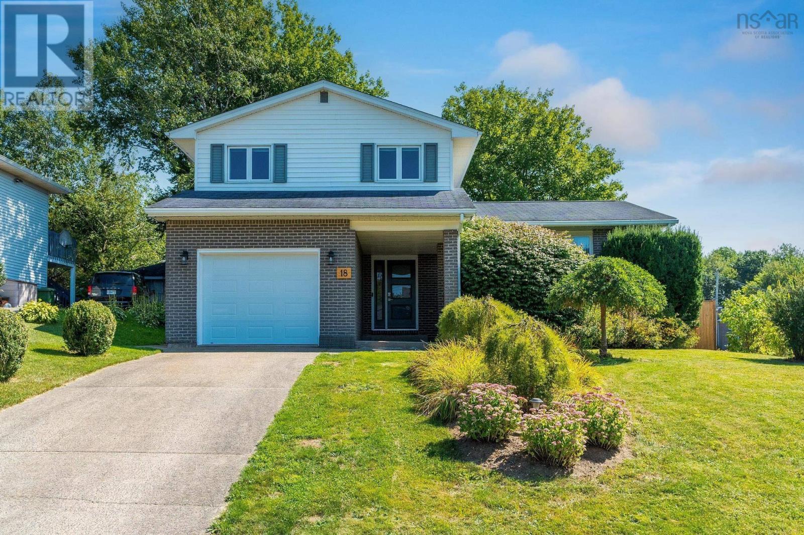 Property at 18 Castleton Crescent image 1