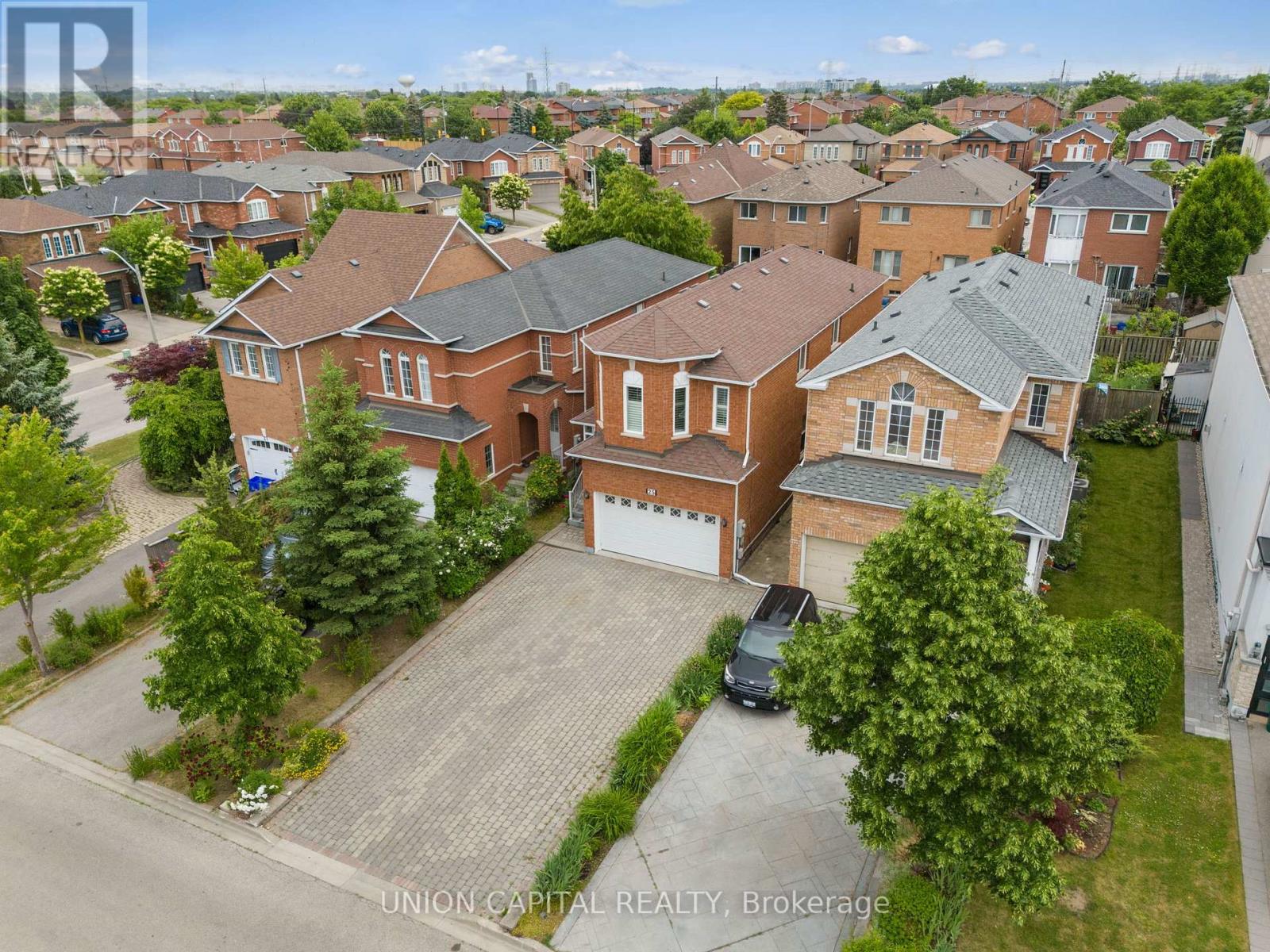 Property at 25 MILANO AVENUE image 4