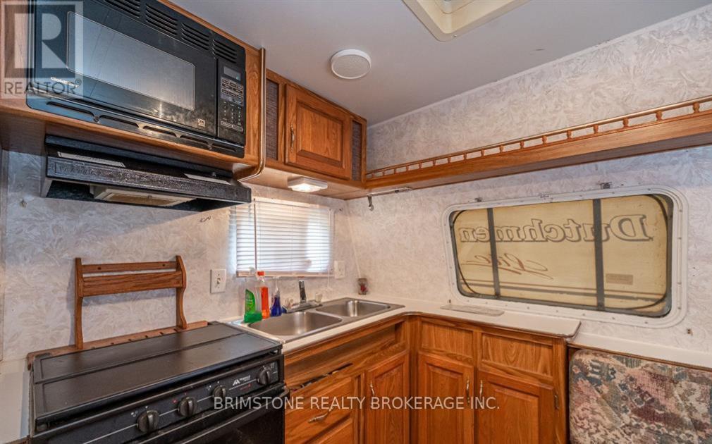51 - 5216 County 90 Road, Springwater, Ontario  L0M 1T2 - Photo 4 - S12253058