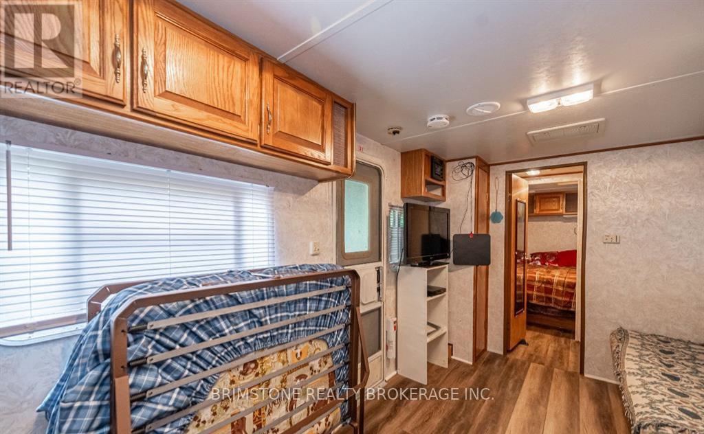 51 - 5216 County 90 Road, Springwater, Ontario  L0M 1T2 - Photo 5 - S12253058
