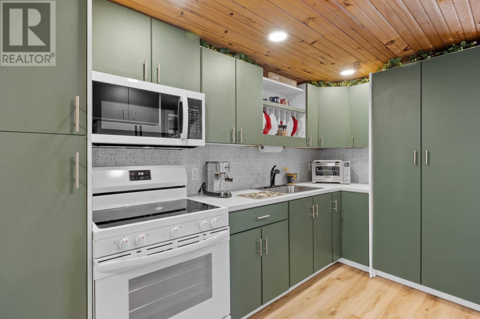 56 Spruce Lane, Savage Harbour, Prince Edward Island  C0A 1T0 - Photo 9 - 202516139
