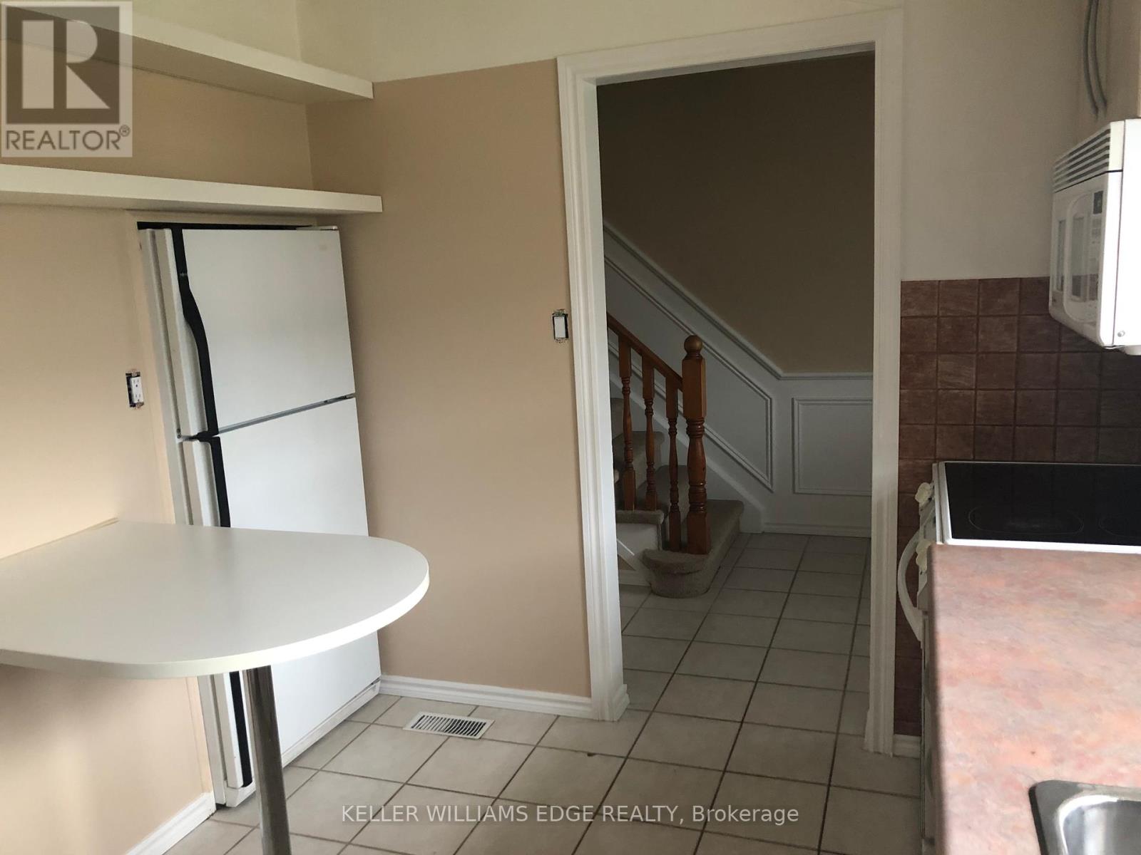 6 - 2254 Upper Middle Road, Burlington, Ontario  L7P 2Z9 - Photo 7 - W12252960