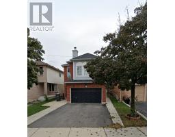 34 BEACONSFIELD AVENUE, Brampton, Ontario