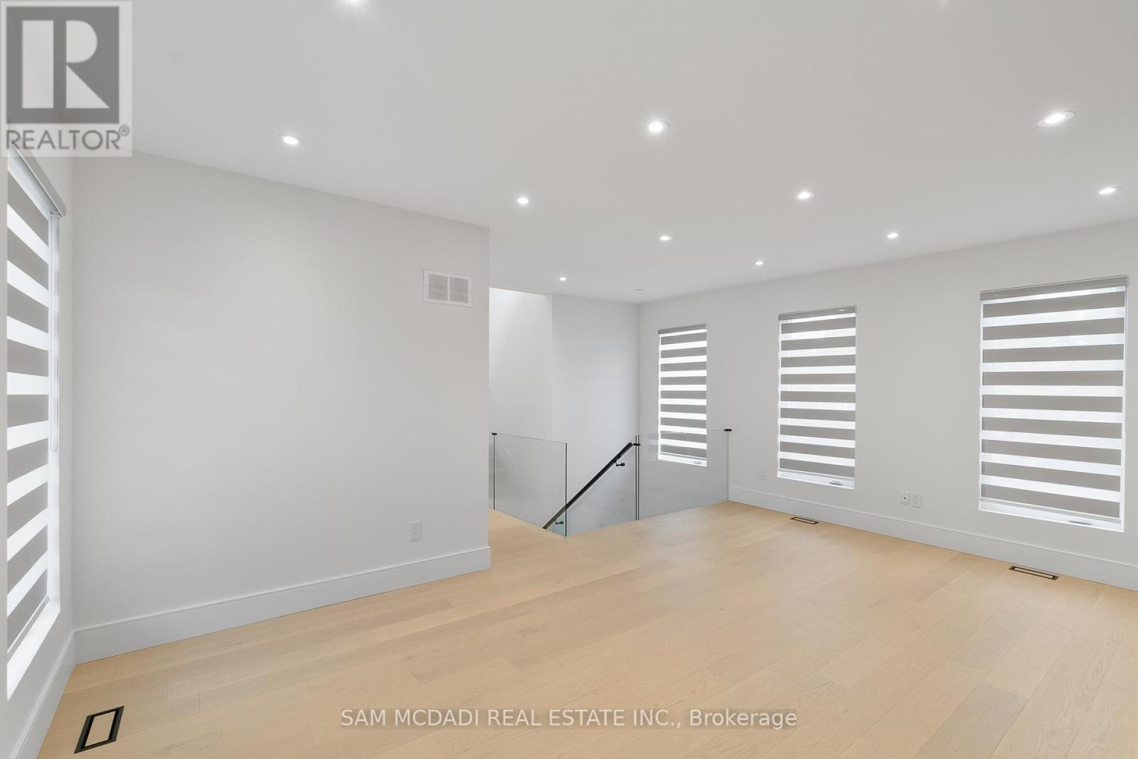 46 Cobblehill Road, Halton Hills (Ac Acton), Ontario  L7J 1N9 - Photo 21 - W12253082