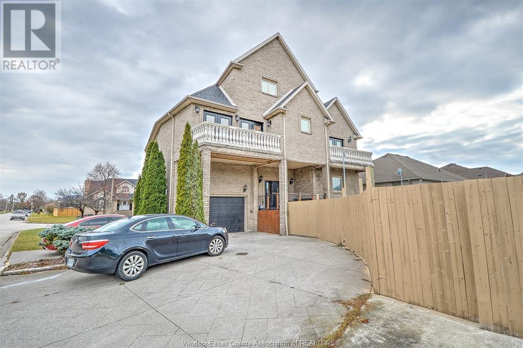 Property at 2600 CHICK COURT image 4