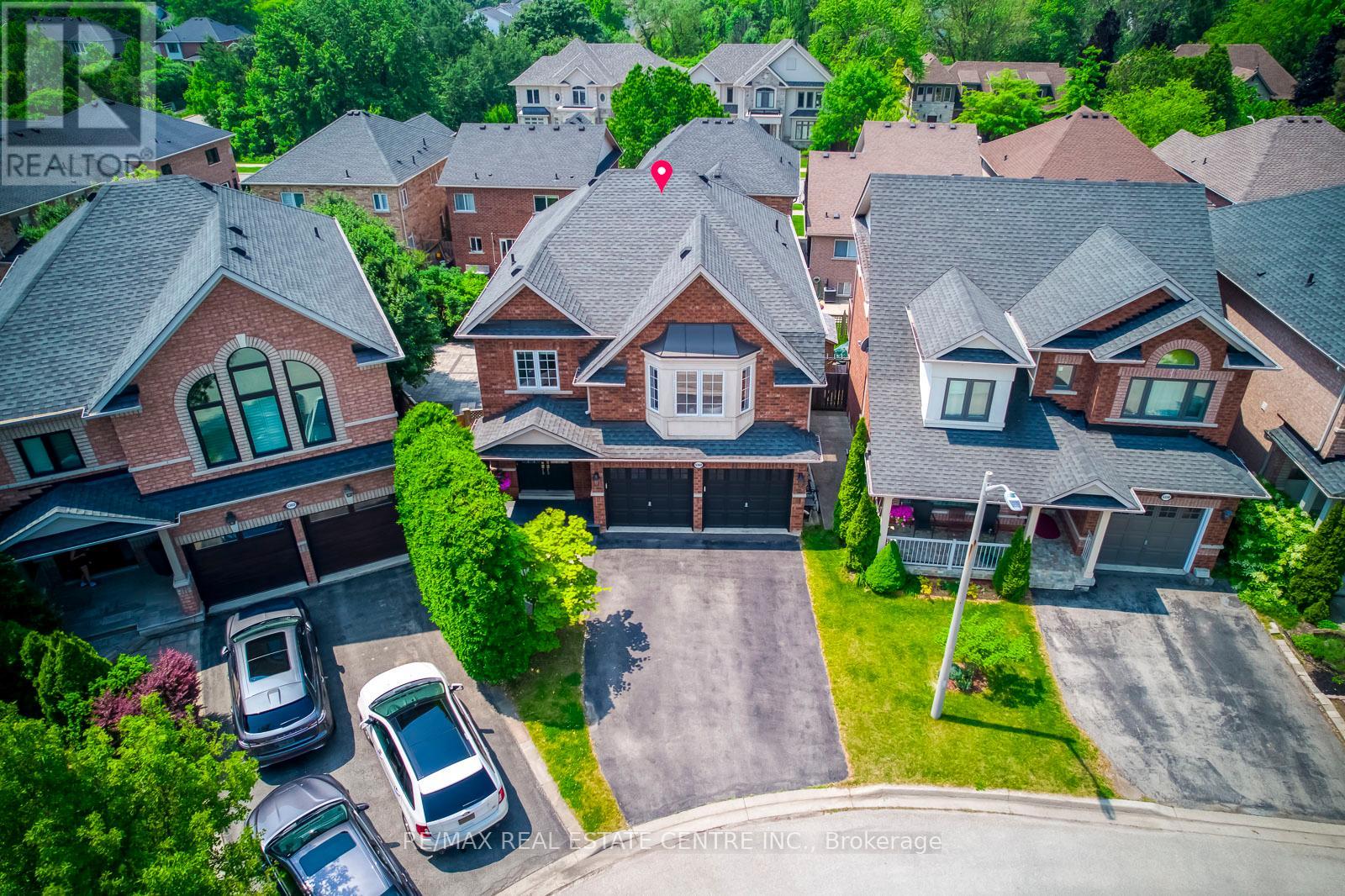 Property at 5360 CACHET CRESCENT image 2